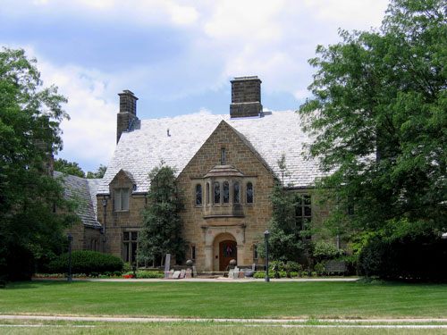 Upper-Arlington-mansion-595fea7246fb8
